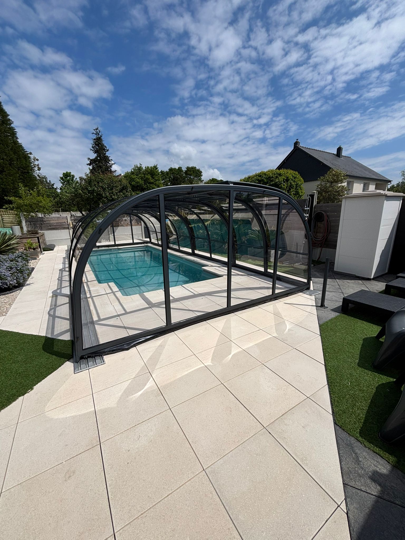 Abri de piscine mi haut mini relax Abri de piscine mi haut mini relax