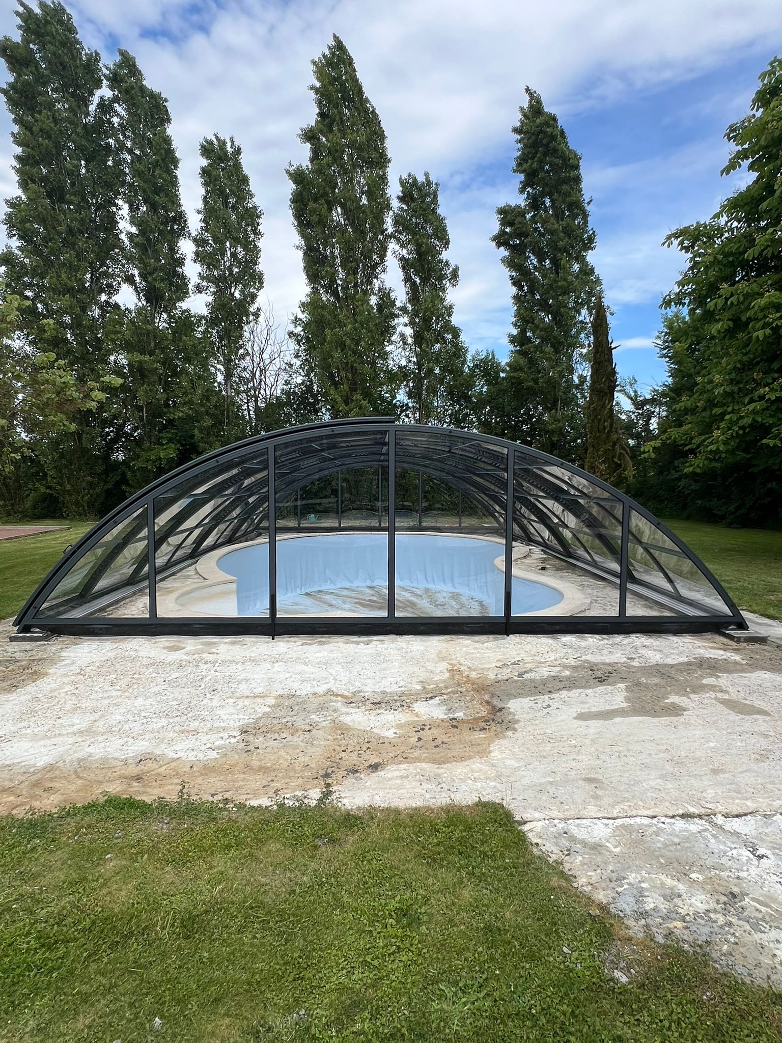 Abri de piscine mi haut super Abri de piscine mi haut super