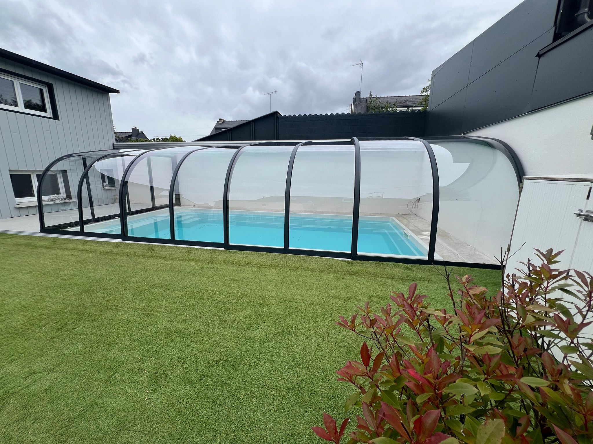 Abri de piscine mi haut mini relax Abri de piscine mi haut mini relax