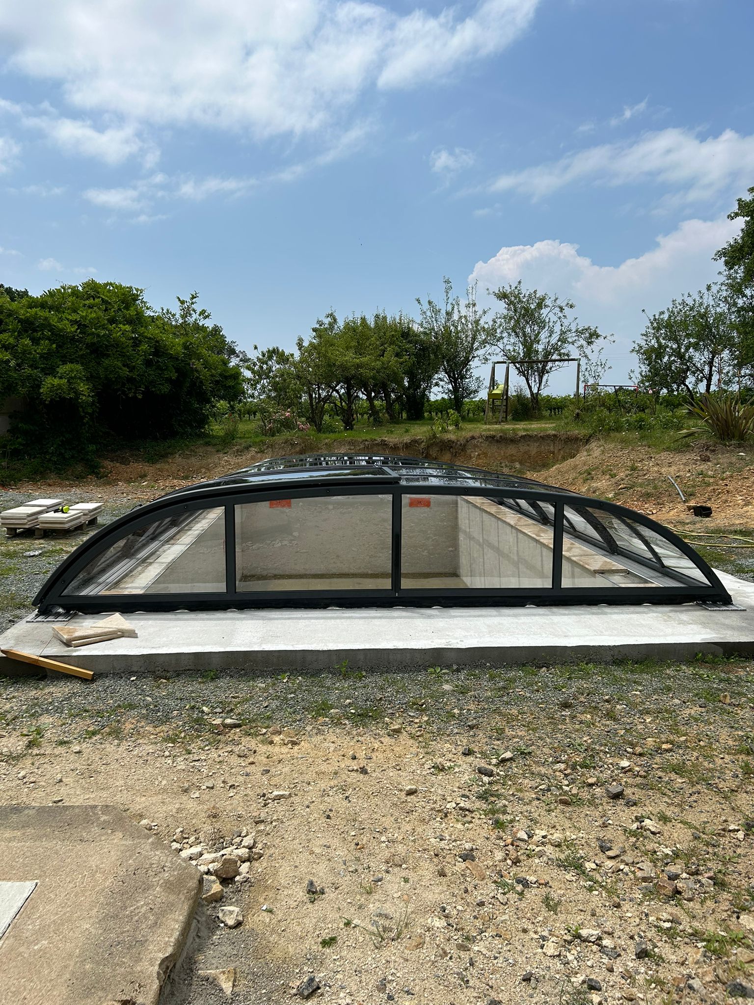 WhatsApp Image 2025-06-13 at 15.10.15 Abri de piscine bas thermo