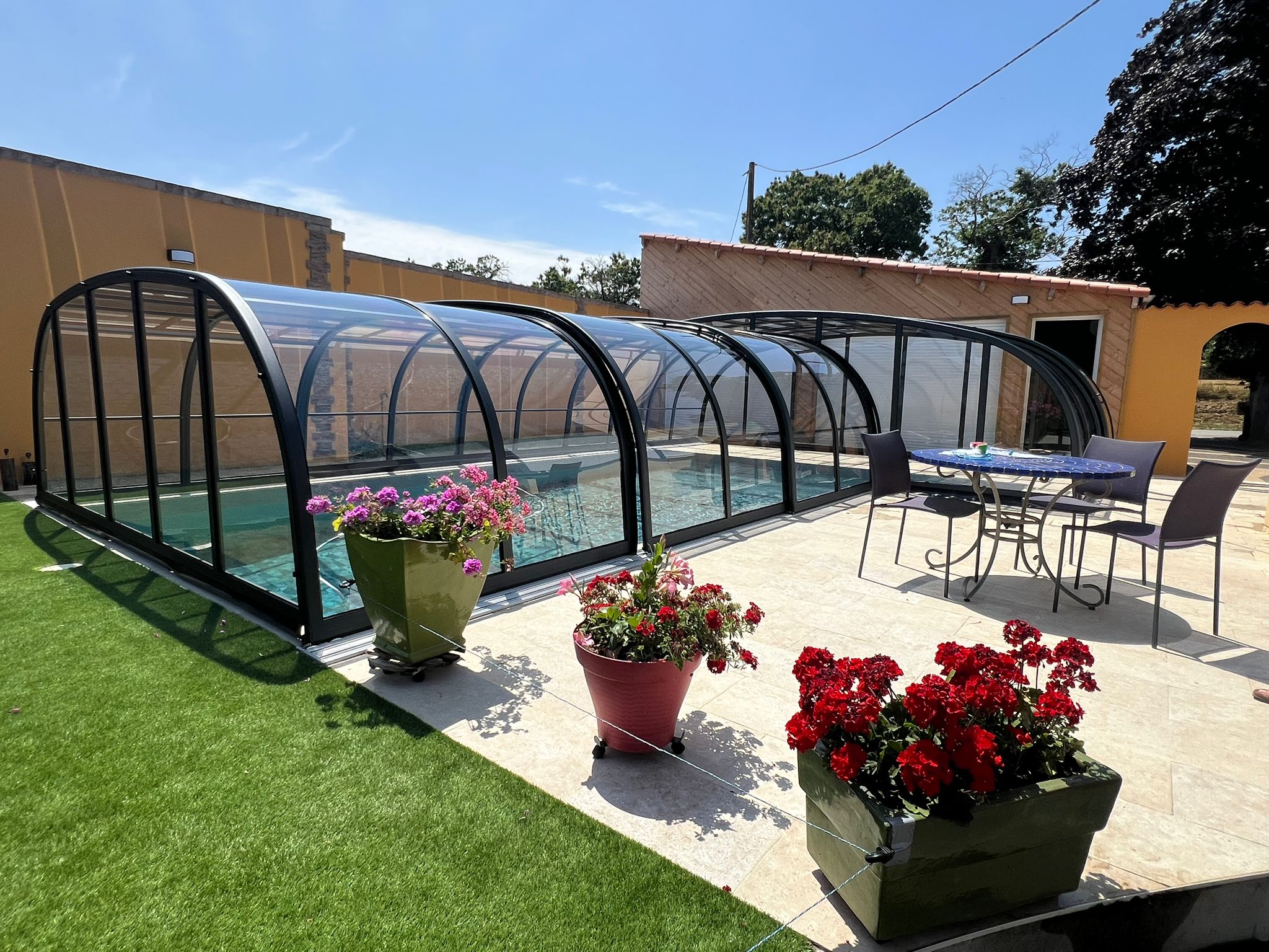 Abri de piscine mi haut mini relax Abri de piscine mi haut mini relax