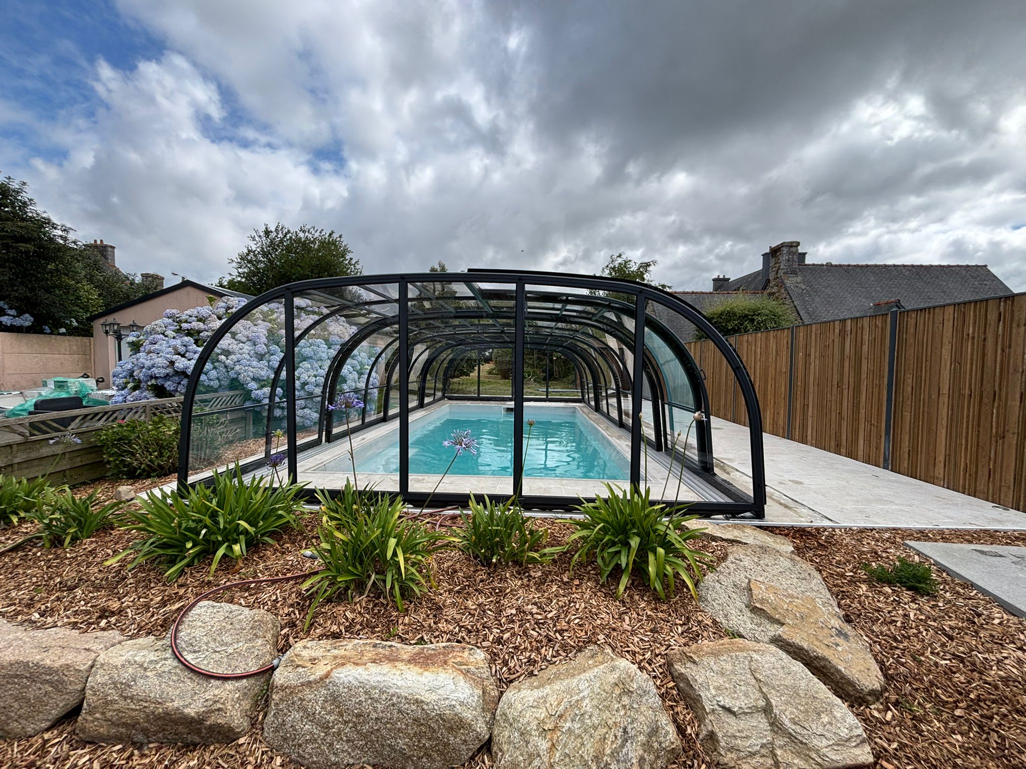 Abri de piscine mi haut mini relax Abri de piscine mi haut mini relax