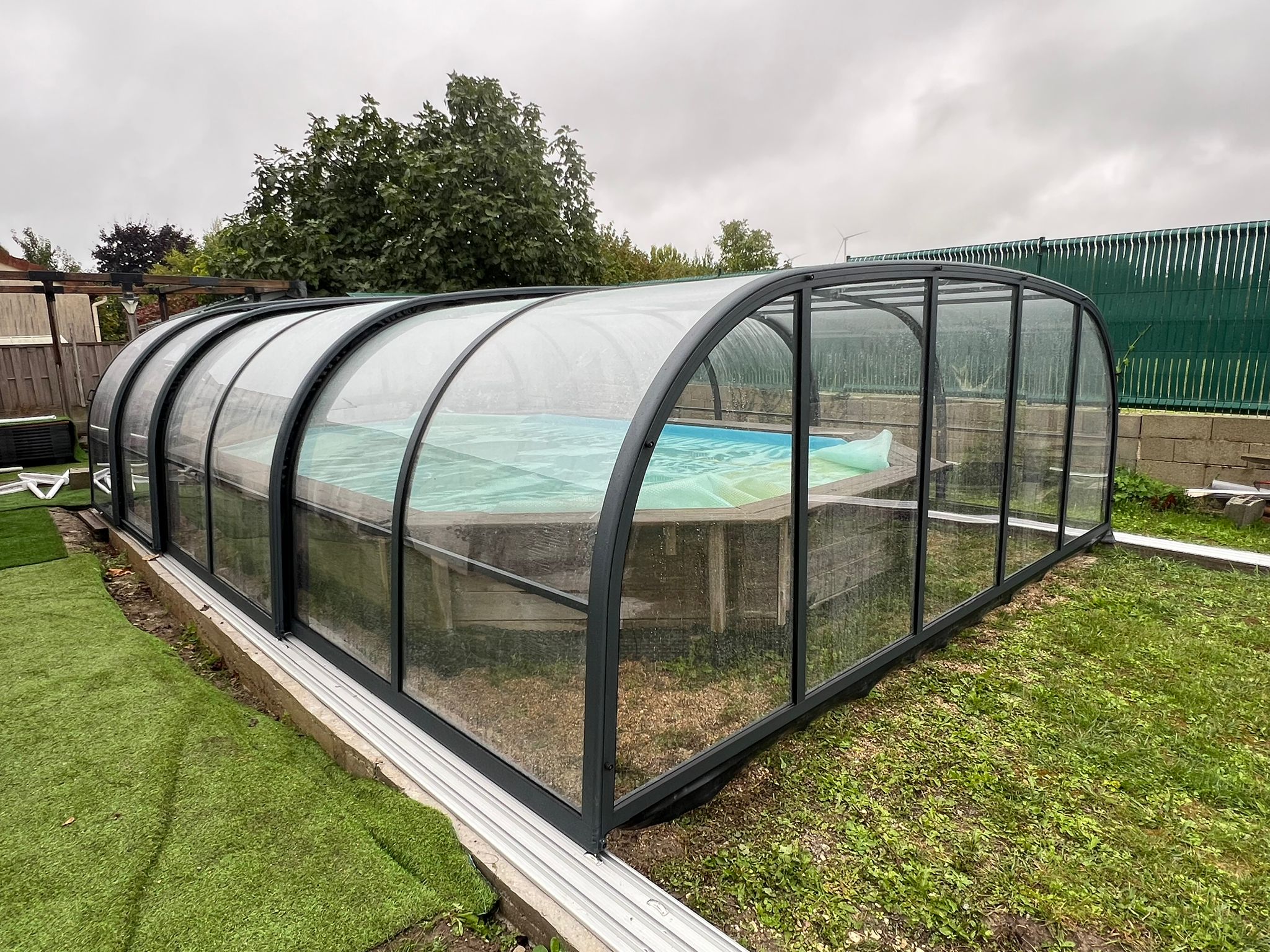 Abri de piscine mi haut mini relax Abri de piscine mi haut mini relax